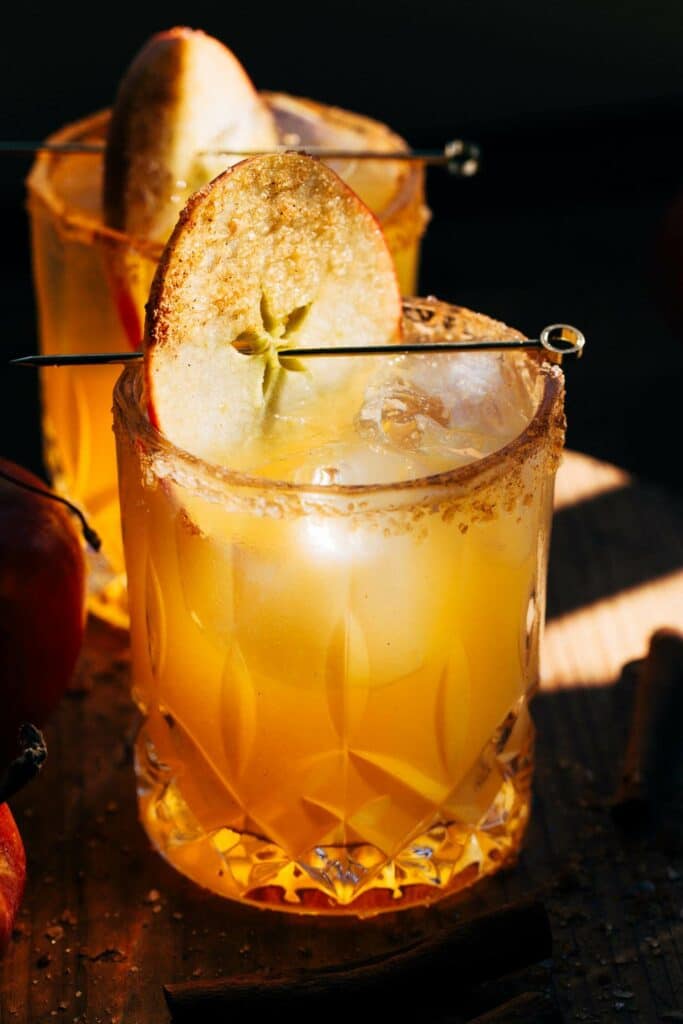 31 Christmas Cocktail Recipe Ideas That Spark Holiday Cheer!