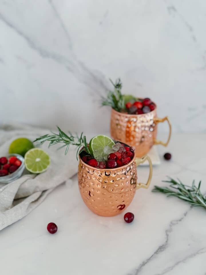 31 Christmas Cocktail Recipe Ideas That Spark Holiday Cheer!